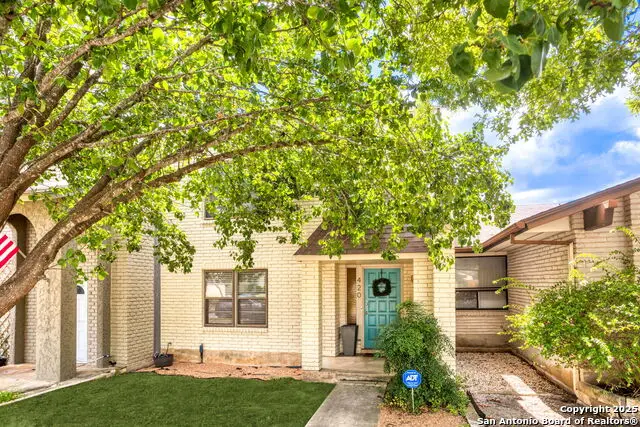 420 Amistad, Universal City, TX 78148 - Image #2