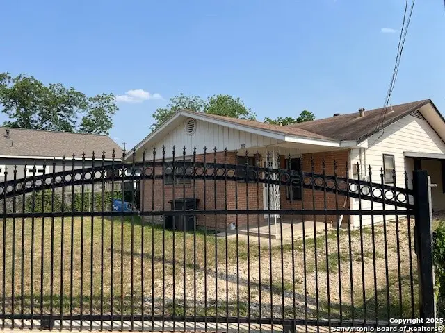 118 Goforth, San Antonio, TX 78233 - Image #1