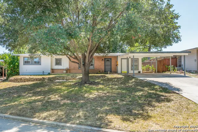 310 Williamsburg, San Antonio, TX 78201 - Image #2