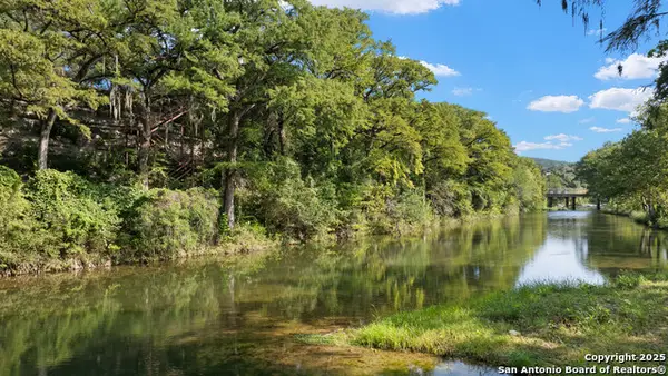 198 Kuntry Ln, New Braunfels, TX 78132