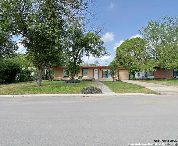 111 Grasmere, San Antonio, TX 78218