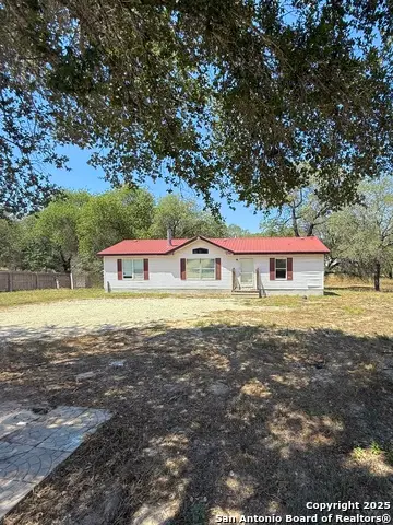 22819 Grand Spg, Elmendorf, TX 78112 - Image #3