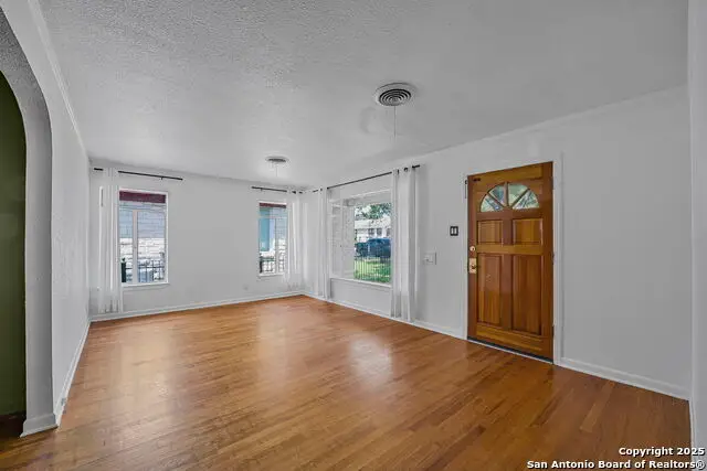 542 Channing, San Antonio, TX 78210 - Image #3