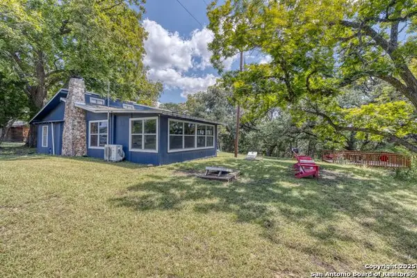 394 Squirrel Bend, Reagan Wells, TX 78801