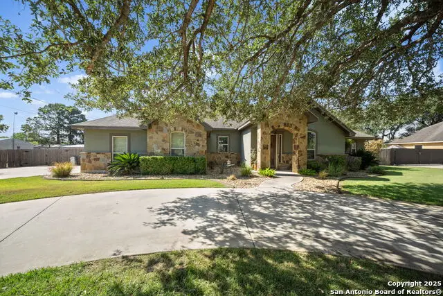1601 Clover Ridge, Pleasanton, TX 78064 - Image #2