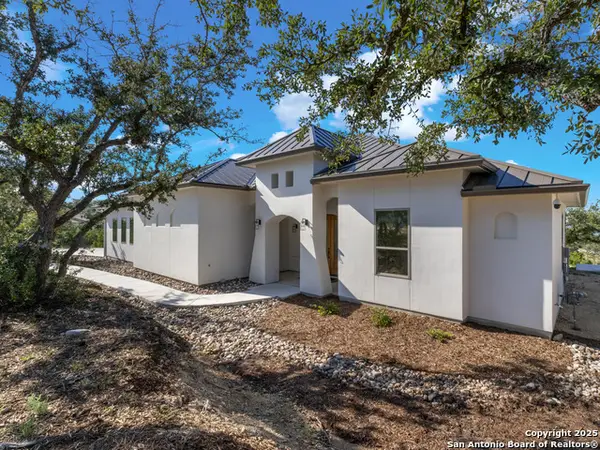 673 Travis Forest, Bulverde, TX 78163