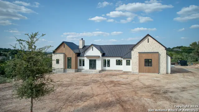 345 Shady Hollow, New Braunfels, TX 78132 - Image #1