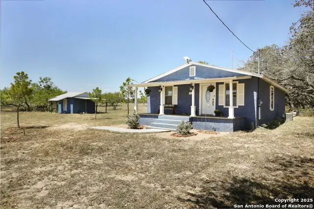 90 Clear Lake Loop, Poteet, TX 78065 - Image #2