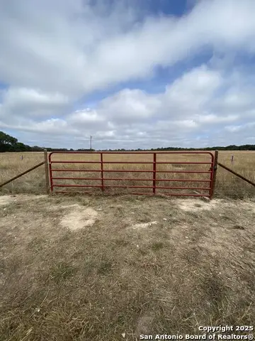 6337 State Highway 16, Pipe Creek, TX 78063 - Image #1