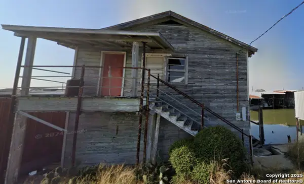 190 County Road 307 A, Port LaVaca, TX 77979