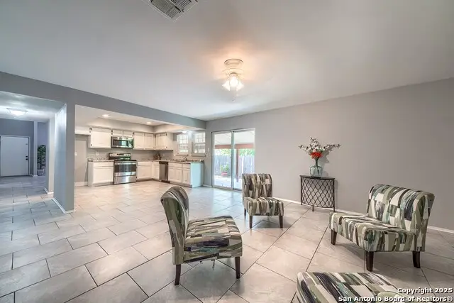 3409 Morning Dr, Schertz, TX 78108 - Image #3