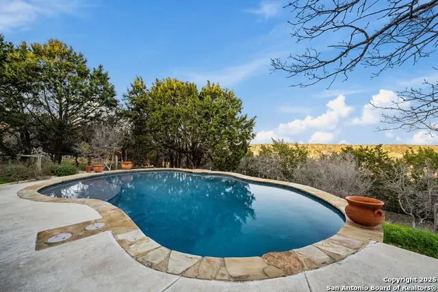 124 Hoskins Trail, Boerne, TX 78006 - Image #2
