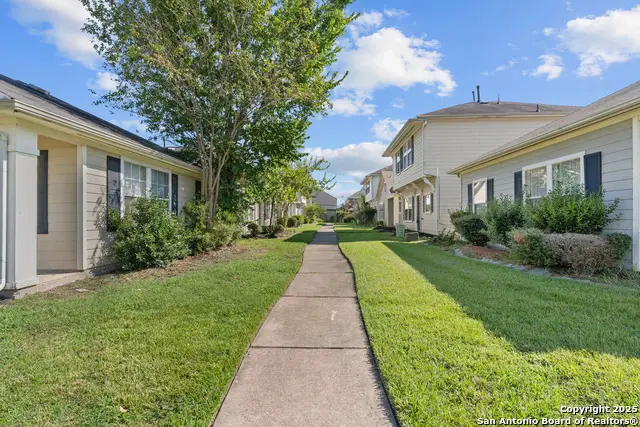 1669 Nichole Woods Dr, Houston, TX 77047 - Image #3