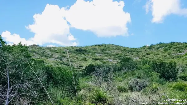 0 Cr 408, Uvalde, TX 78801