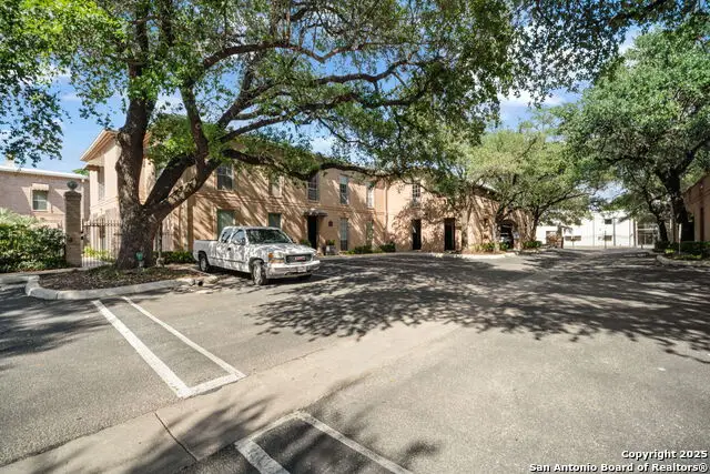 7711 Broadway Street Unit 8b #8B, San Antonio, TX 78209 - Image #2