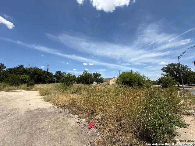 2507 W Southcross, San Antonio, TX 78211 - Image #2