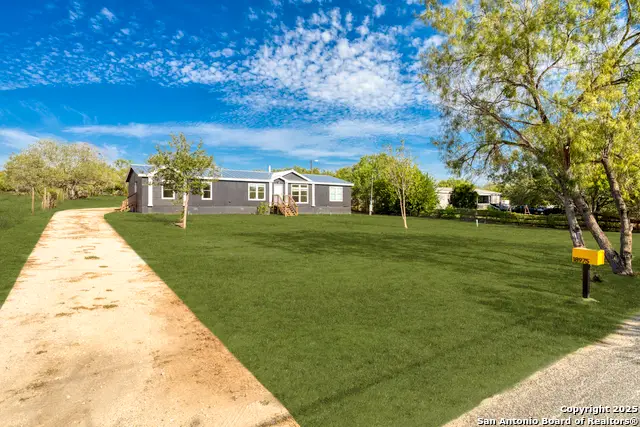 18975 Tejeda, San Antonio, TX 78221 - Image #3