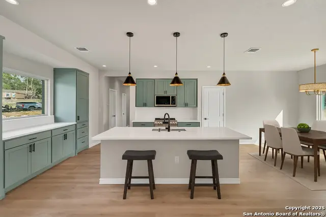 23048 Hilltop Peaks, Elmendorf, TX 78112 - Image #1