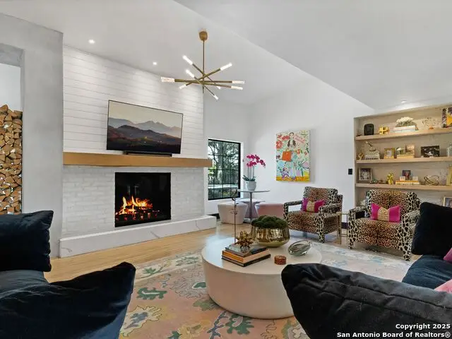 301 Primrose Place, San Antonio, TX 78209 - Image #3