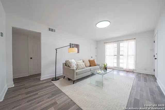 451 Anton, San Antonio, TX 78223 - Image #3