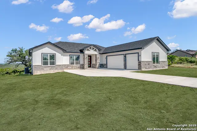 1585 Pr 2771, Mico, TX 78056 - Image #2