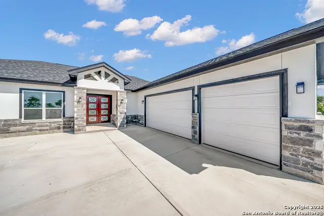 1585 Pr 2771, Mico, TX 78056 - Image #3