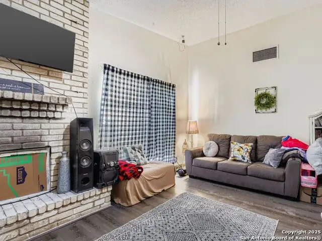 4479 Hay Market, San Antonio, TX 78217 - Image #3