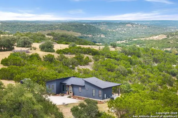 11 Sacramento, Kendalia, TX 78027