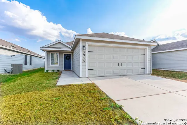 5935 Texas, Seguin, TX 78155 - Image #1
