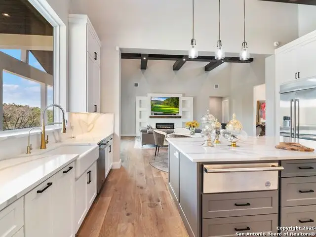 27038 Rocky Rim, San Antonio, TX 78266 - Image #3