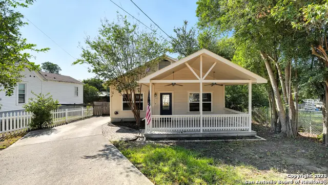 486 E South, New Braunfels, TX 78132 - Image #3