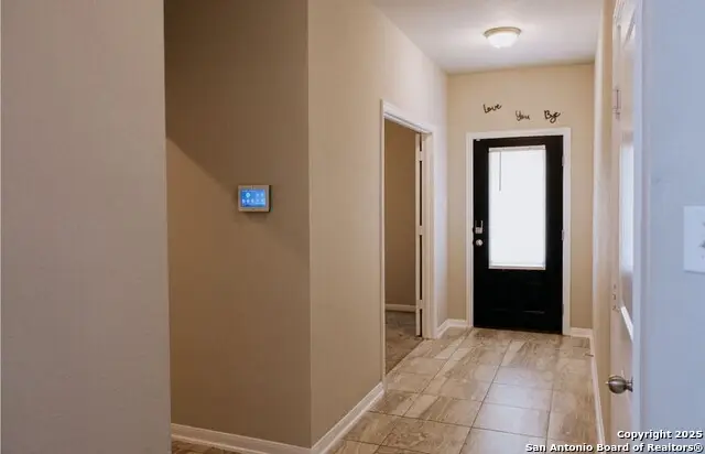 8911 Arundal Garden, Converse, TX 78109 - Image #3