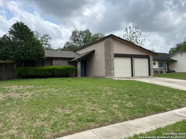 5938 Kissing Oak St, San Antonio, TX 78247