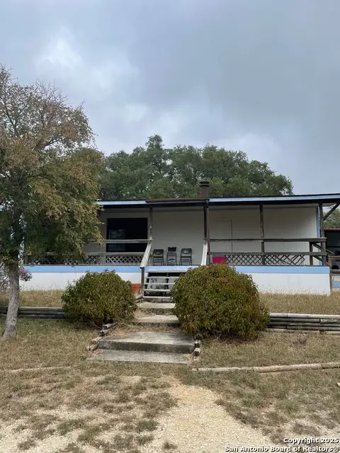 235 Scenic Pass, Pipe Creek, TX 78063 - Image #1