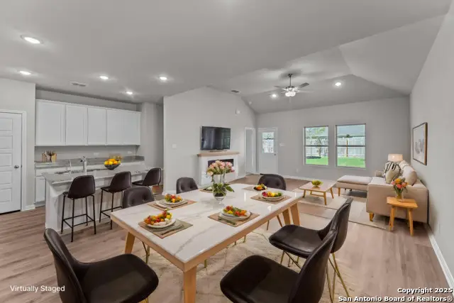 8328 Roadrunner Passage, San Antonio, TX 78222 - #2