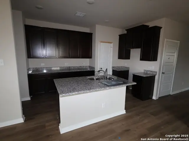 8328 Roadrunner Passage, San Antonio, TX 78222 - #3