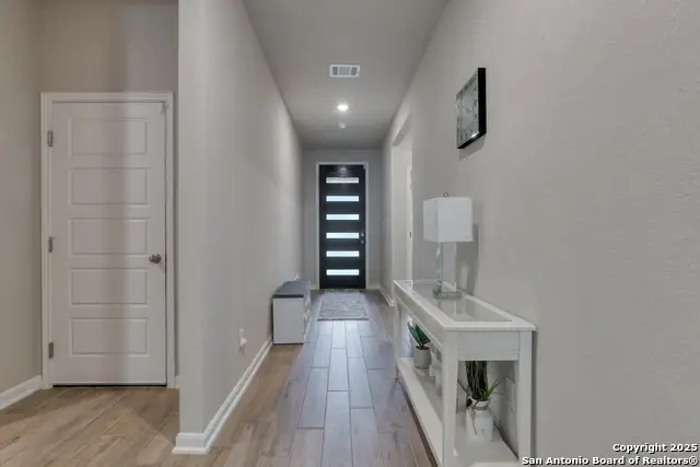 3056 Beringer, Schertz, TX 78154 - Image #3