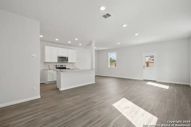 10302 Liberty Grove, San Antonio, TX 78224 - Image #2