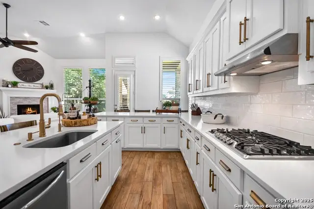 172 Cimarron Creek, Boerne, TX 78006 - Image #3