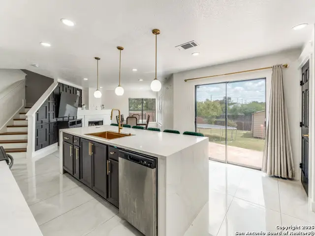 7926 Encanto Vista, San Antonio, TX 78244 - Image #2