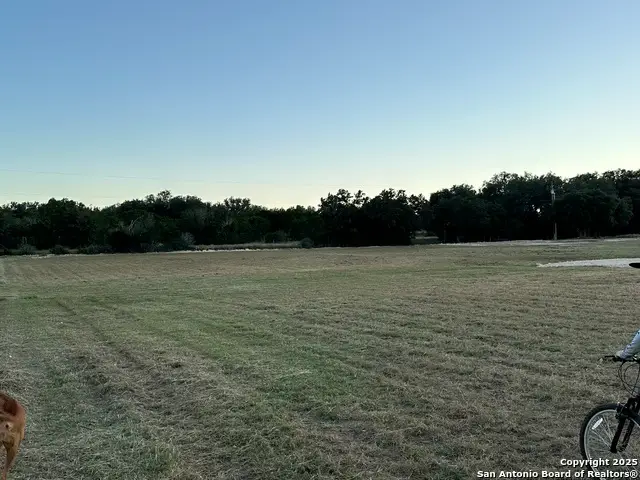 304 Summit Dr, Leakey, TX 78873 - #2