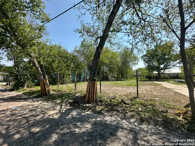 1910 Lennon, San Antonio, TX 78223 - Image #1