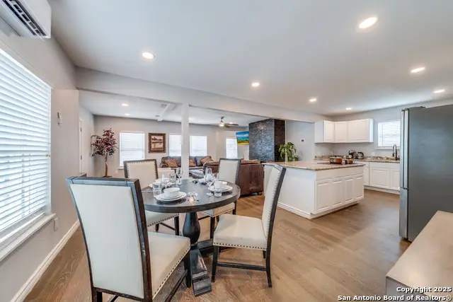 811 W Kings, San Antonio, TX 78212 - Image #3