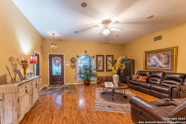 5926 Woodridge Oaks, San Antonio, TX 78249 - Image #3