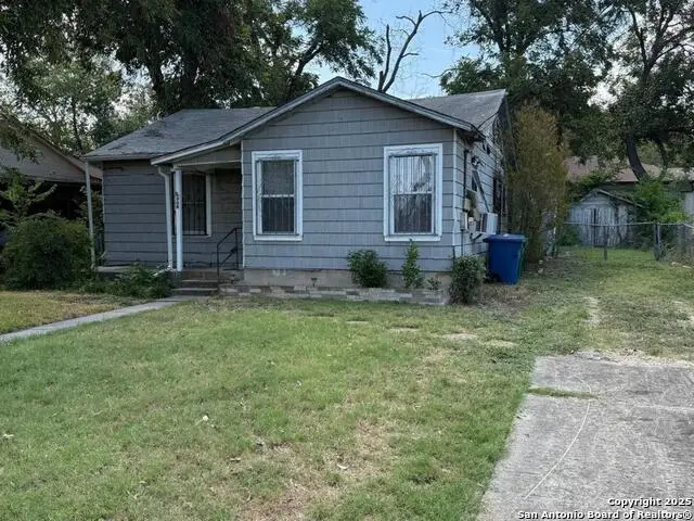 908 Gardina, San Antonio, TX 78201 - Image #2