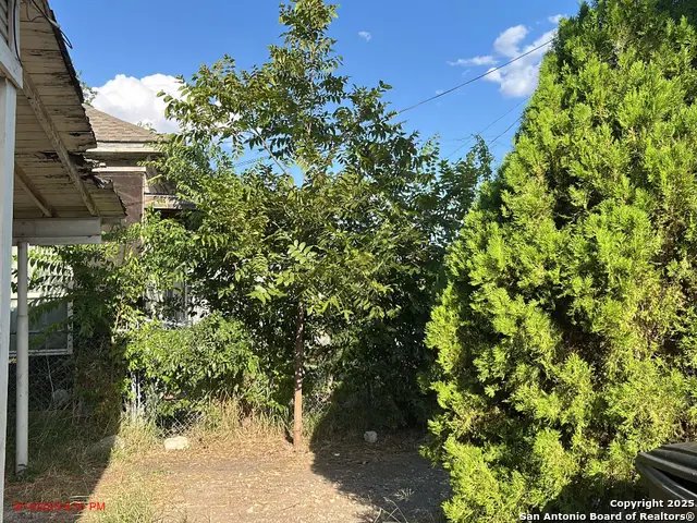 809 Leal, San Antonio, TX 78207 - Image #2