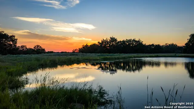 2992 County Road 7711, Devine, TX 78016 - Image #1