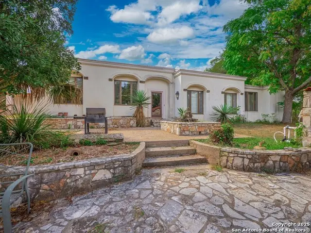 901 River Rd, Boerne, TX 78006 - Image #2