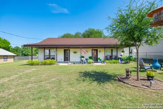 1016-1022 13th St, Blanco, TX 78606 - Image #2
