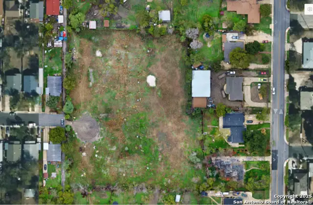 4802 Bluff St, San Antonio, TX 78228 - Image #2